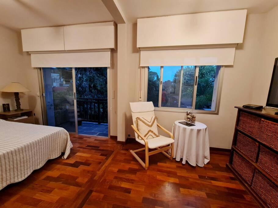 Hermosa habitación en apartamento en Carrasco. Montevideo Exterior foto