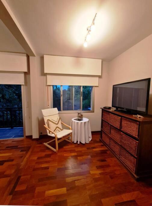 Hermosa habitación en apartamento en Carrasco. Montevideo Exterior foto